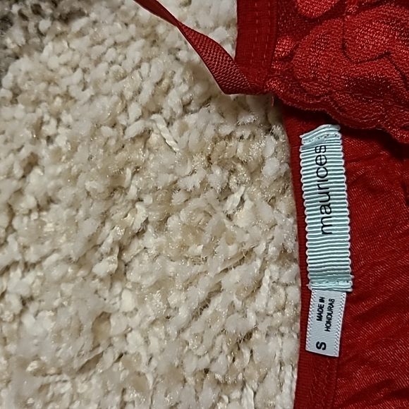 Maurices Crinkle Lace Cami - Picture 2 of 9